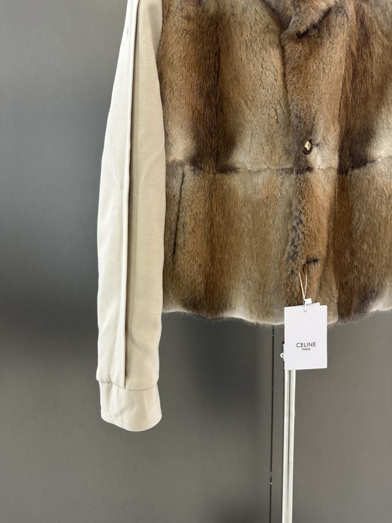 Ce1i*e outwears